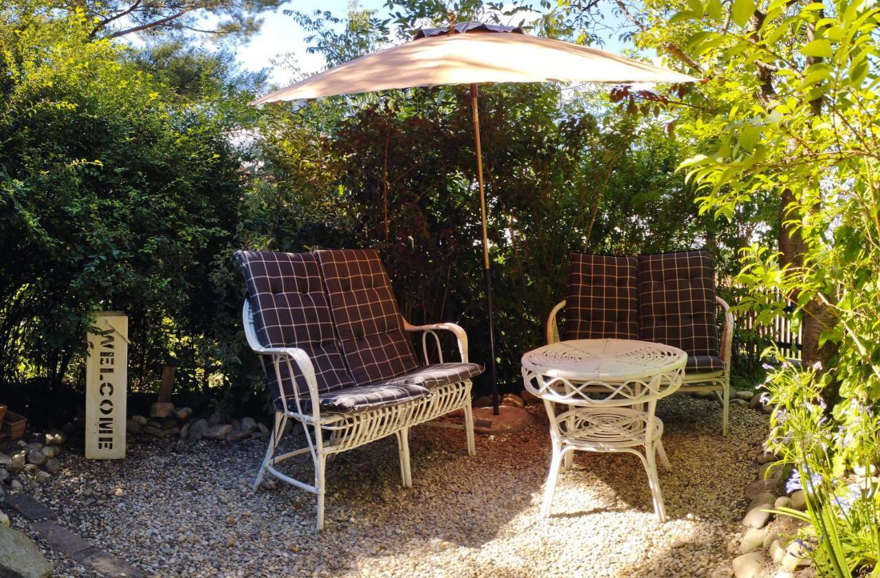 B&B Family Basement Apartment, Breakfast, Free Parking, 5Km From Tulln Chorherrn Kültér fotó