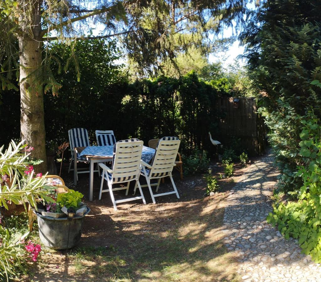 B&B Family Basement Apartment, Breakfast, Free Parking, 5Km From Tulln Chorherrn Kültér fotó