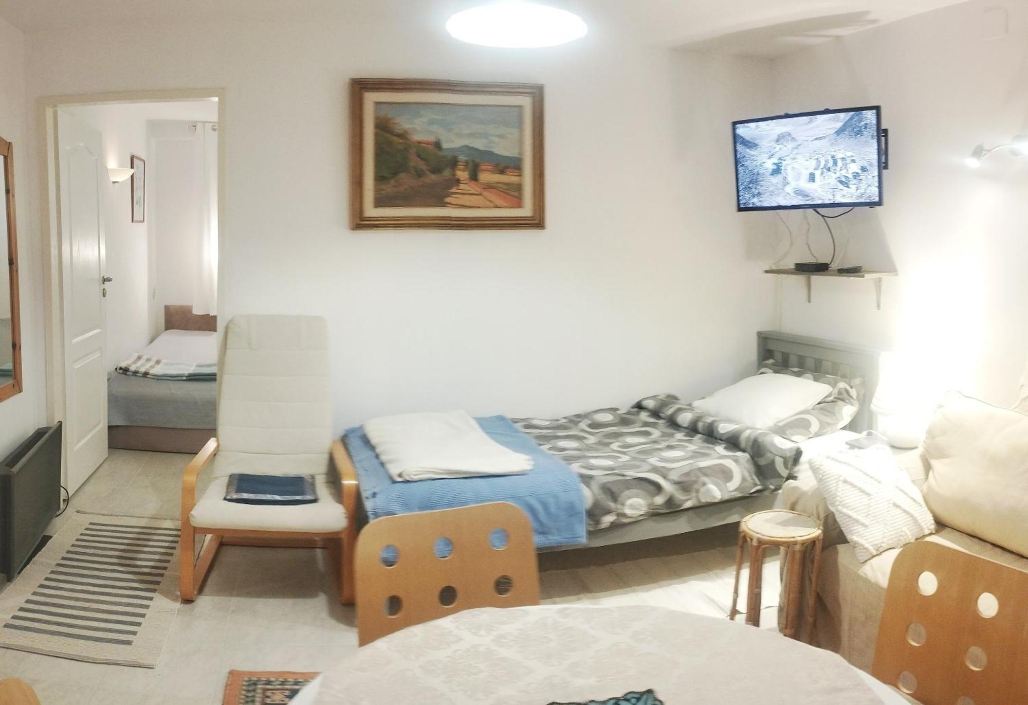 B&B Family Basement Apartment, Breakfast, Free Parking, 5Km From Tulln Chorherrn Kültér fotó
